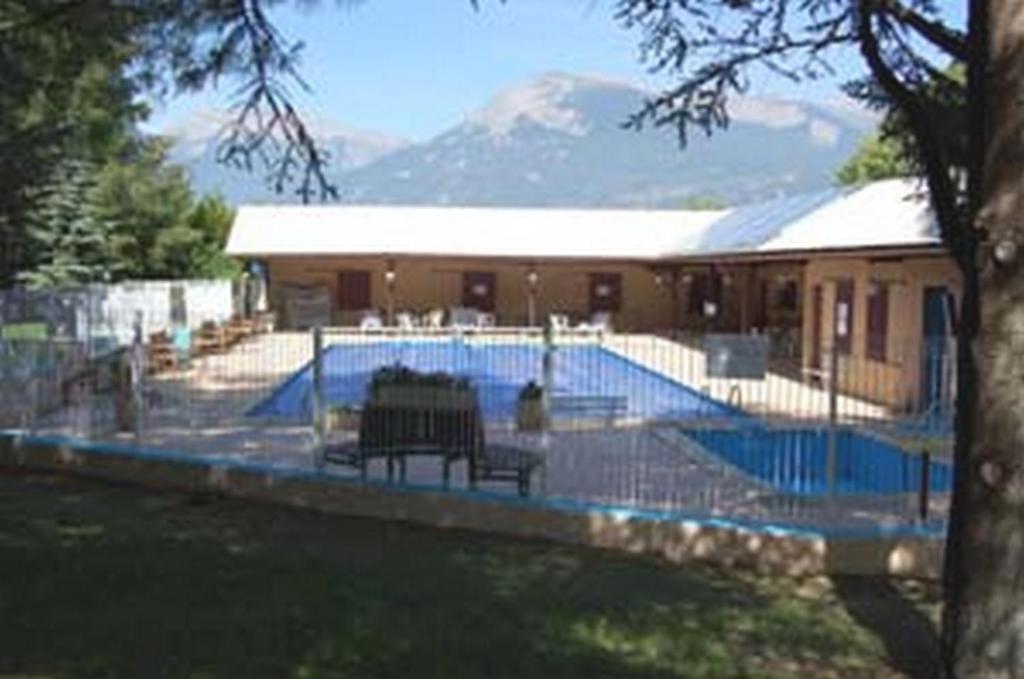 Hotel Les Barnieres Guillestre Eksteriør bilde