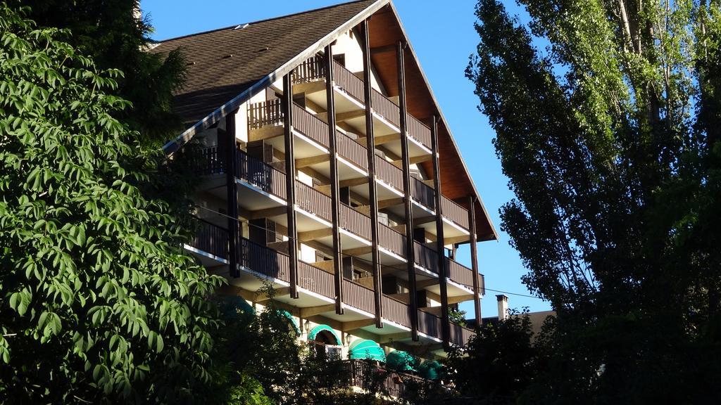 Hotel Les Barnieres Guillestre Eksteriør bilde