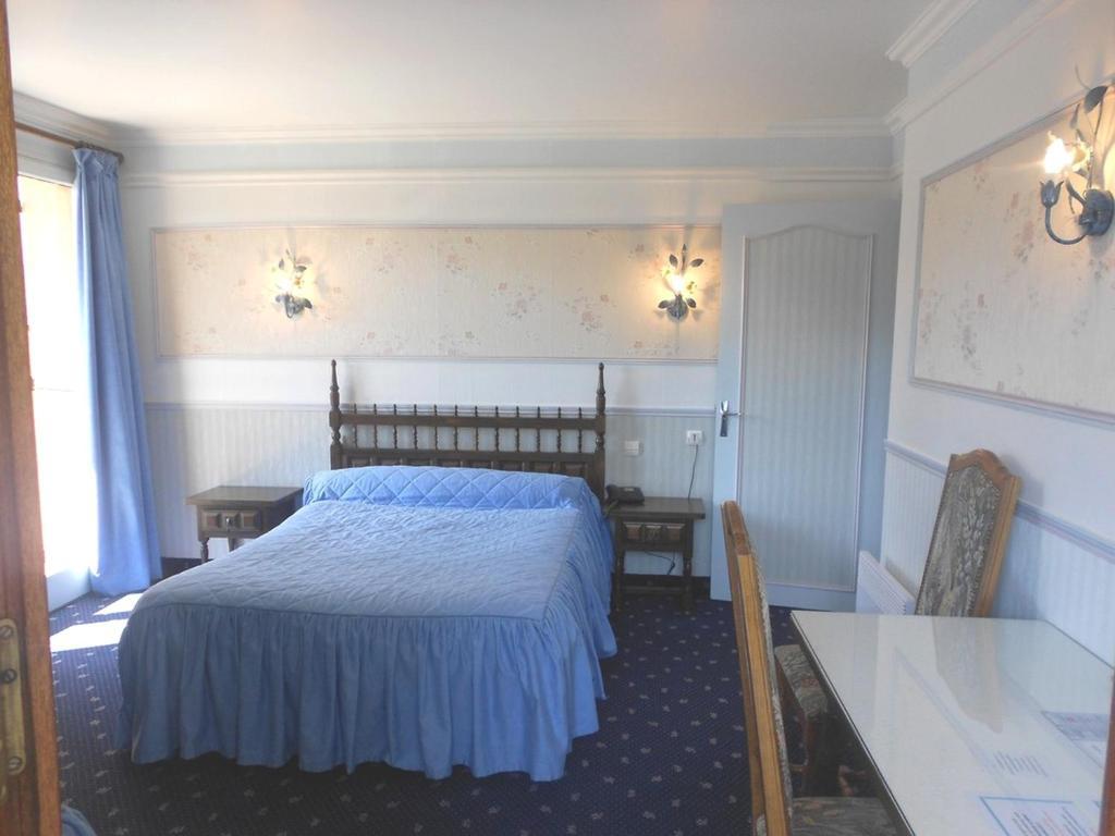 Hotel Les Barnieres Guillestre Rom bilde