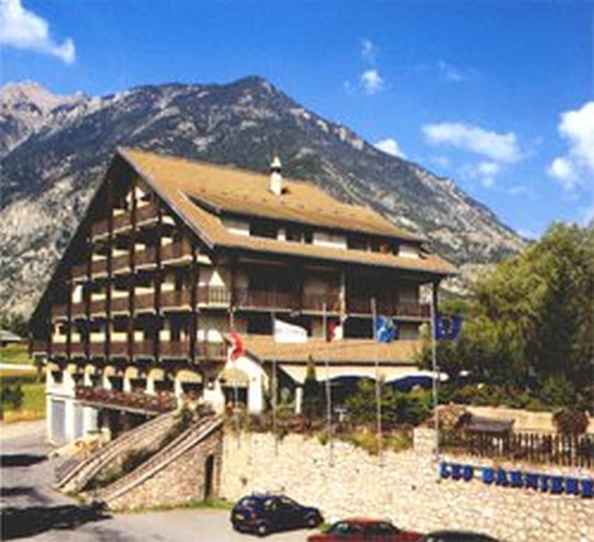 Hotel Les Barnieres Guillestre Eksteriør bilde